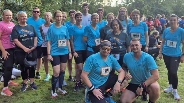 Team AMEOS beim Hildesheimer Firmenlauf 2025 am Start